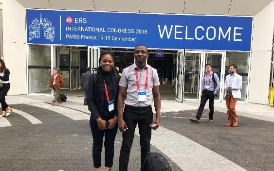 Alain Bakebe et Abbi Monique Bilungula au congrès de l ERS à Paris